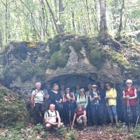dans la grotte vers la pente aux loups